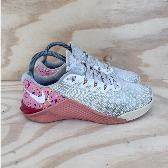 Nike - Metcon 5 Amp Phantom - Training - White/Pink - Women's - 7.5 - CD4950-060 - Picture 1 of 9